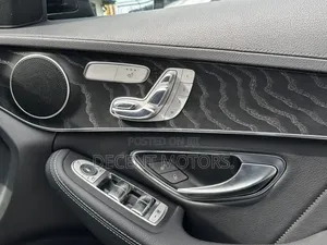 Mercedes-Benz C200 2018 Black