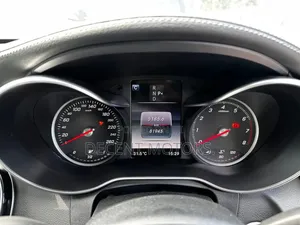 Mercedes-Benz C200 2018 Black