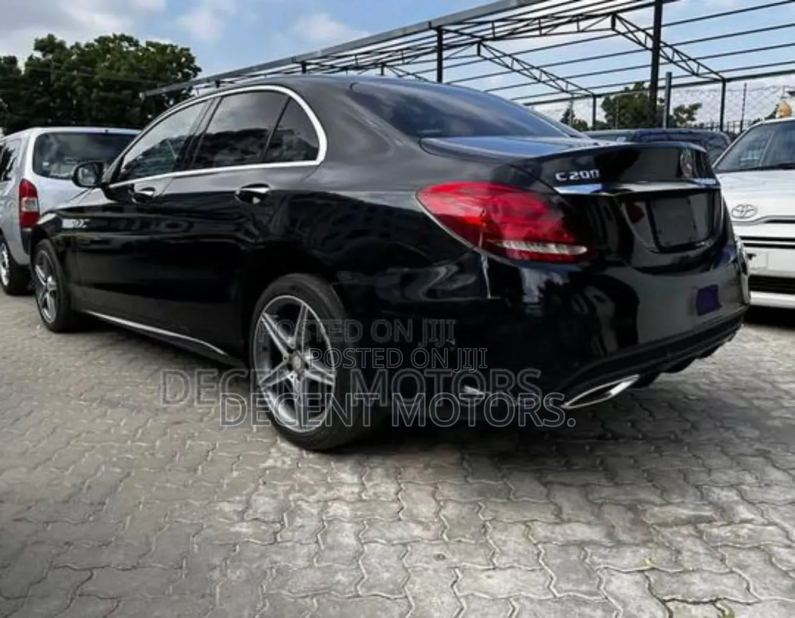Mercedes-Benz C200 2018 Black