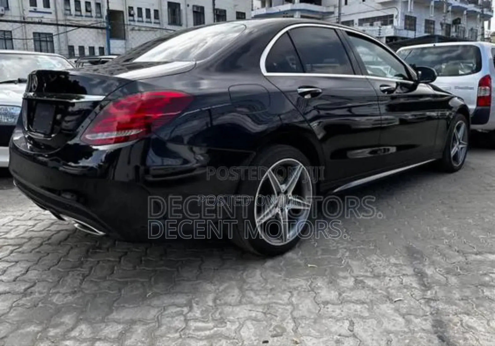 Mercedes-Benz C200 2018 Black