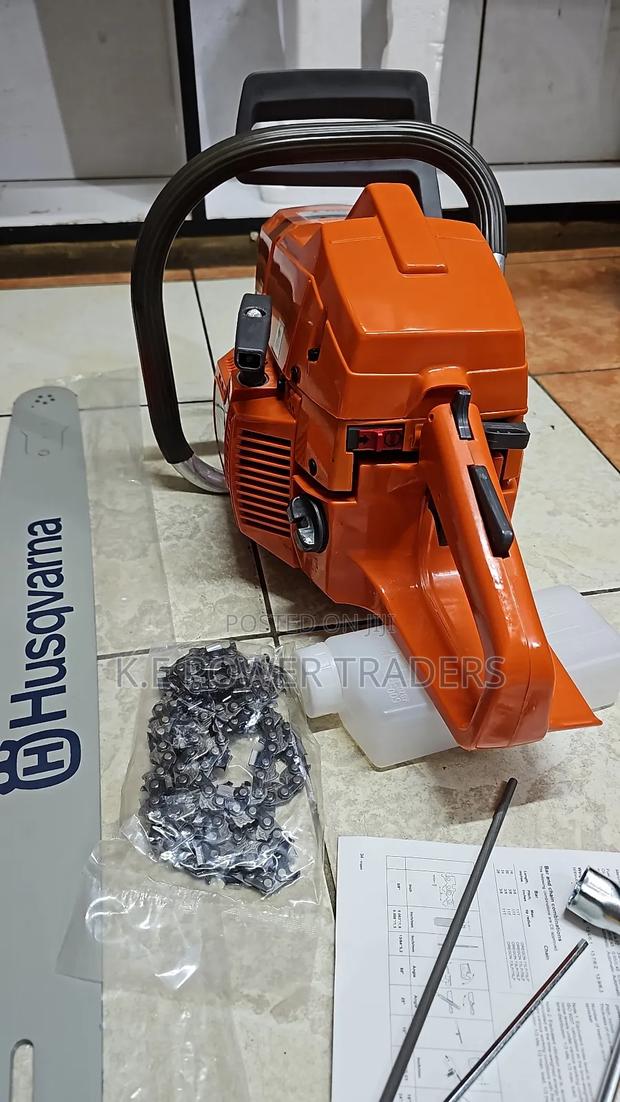 FULL Set 272xp Husqvarna Powersaw - main view