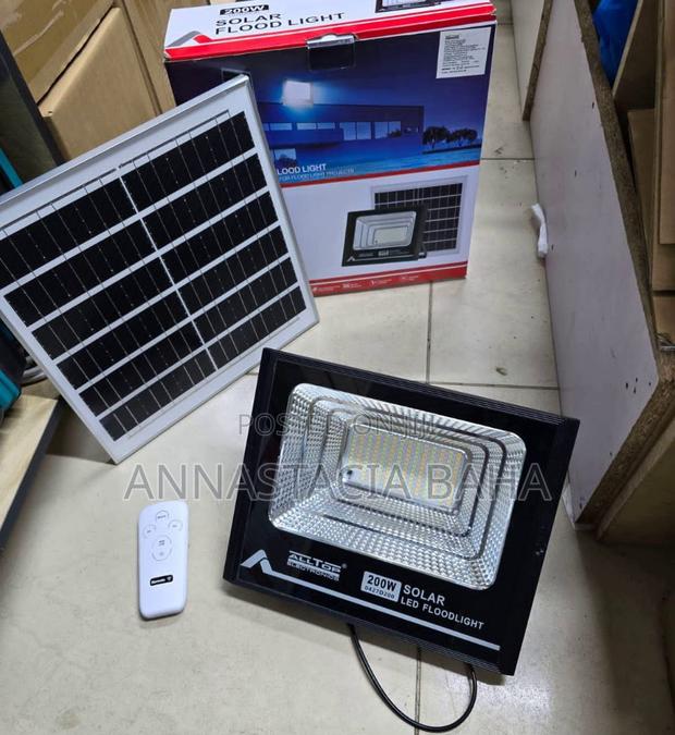 Powerful 200w Alltops Solar Flood Light - main view