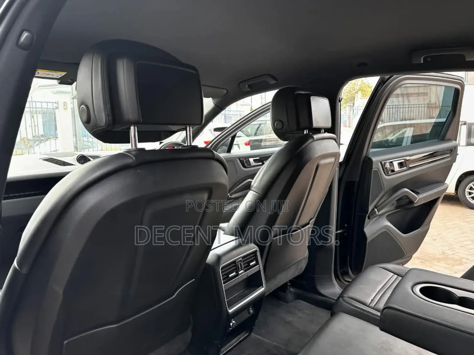 Porsche Cayenne Base AWD 2019 Black