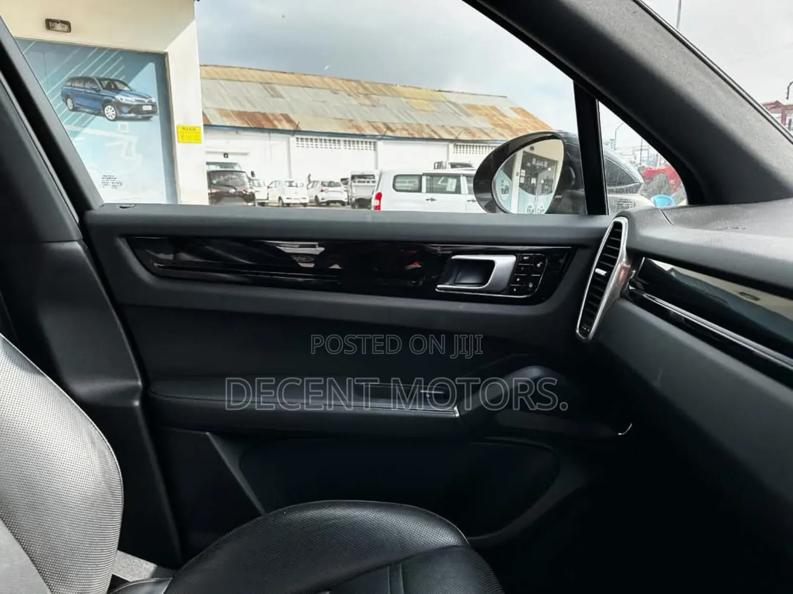 Porsche Cayenne Base AWD 2019 Black
