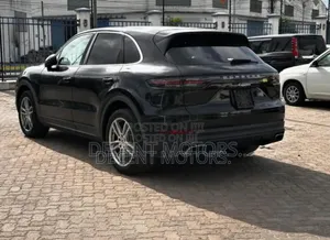 Porsche Cayenne Base AWD 2019 Black