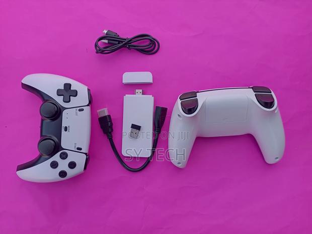 Wireless Controller Gaming Stick With Over 20,000 Games. - main view