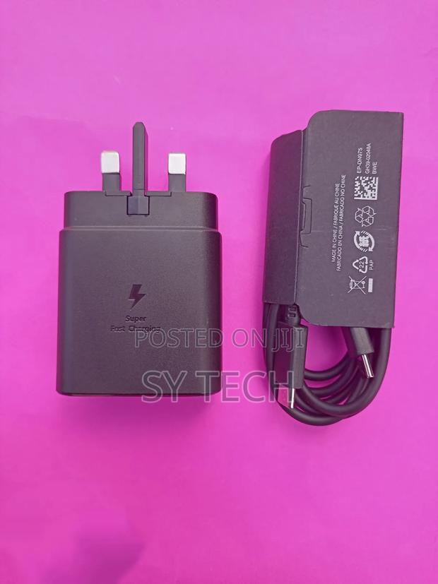 45W USB-C PD Super Fast Charger. - thumbnail 2