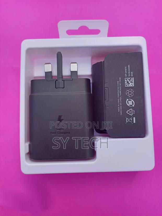 45W USB-C PD Super Fast Charger. - thumbnail 3