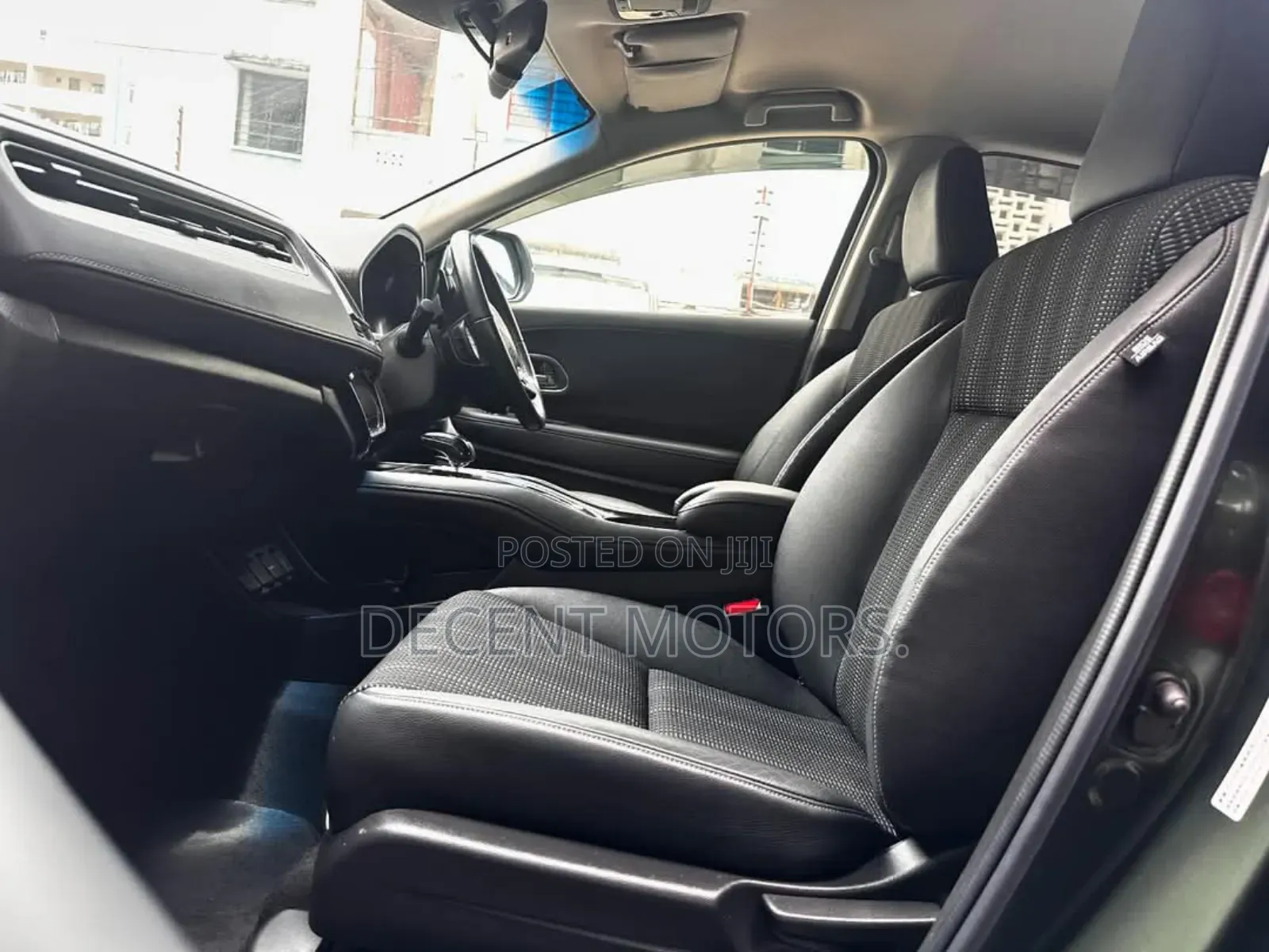 Honda Vezel 1.5 Hybrid 2WD 2018 Green