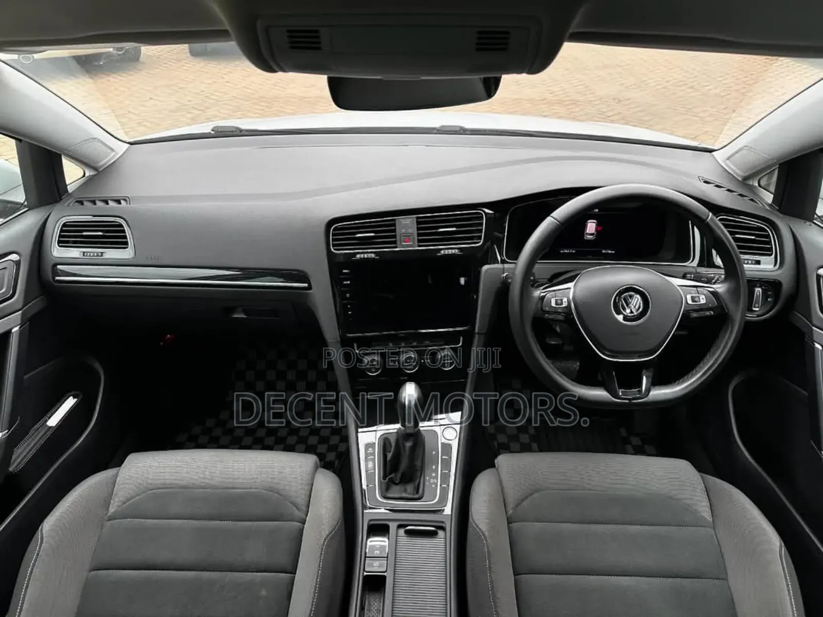 Volkswagen Golf TSI SE FWD 2018 White