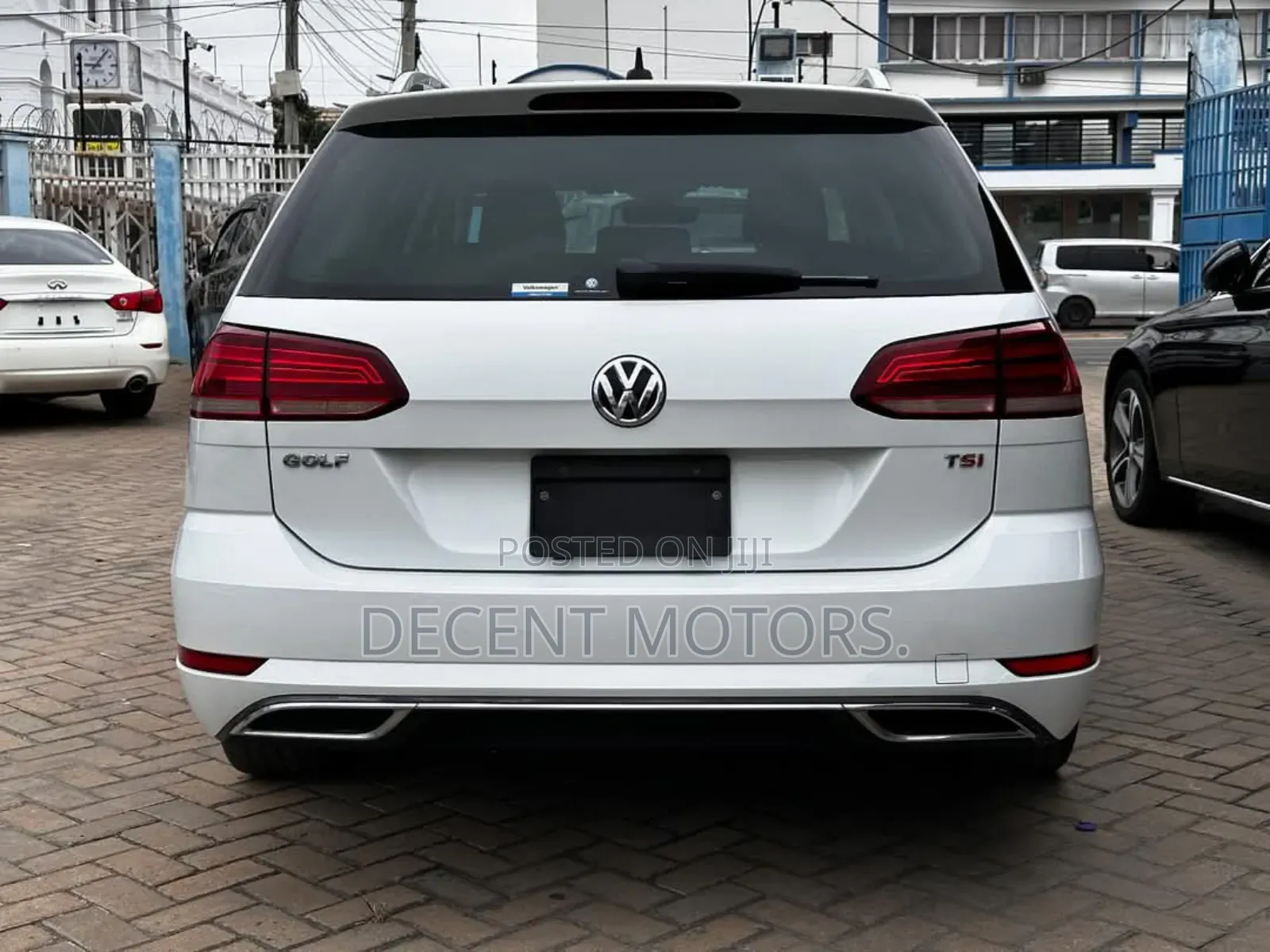 Volkswagen Golf TSI SE FWD 2018 White