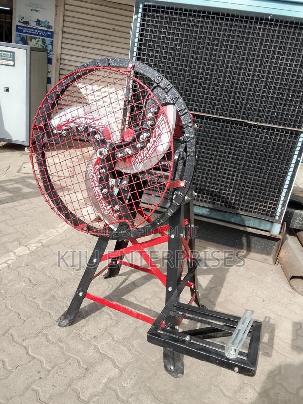 Mashine Ya Kutata Nyasi Ya Ngombe - main view