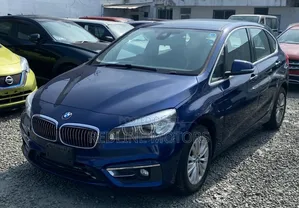BMW 218i 2017 Blue