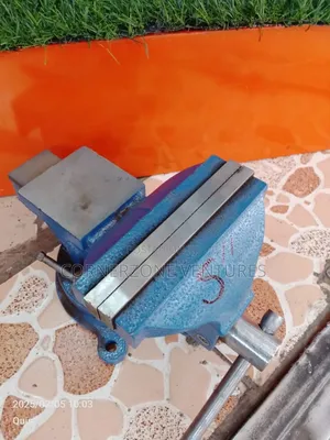 Bench Vice 5"