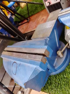 10" Bench Vice - thumbnail 2