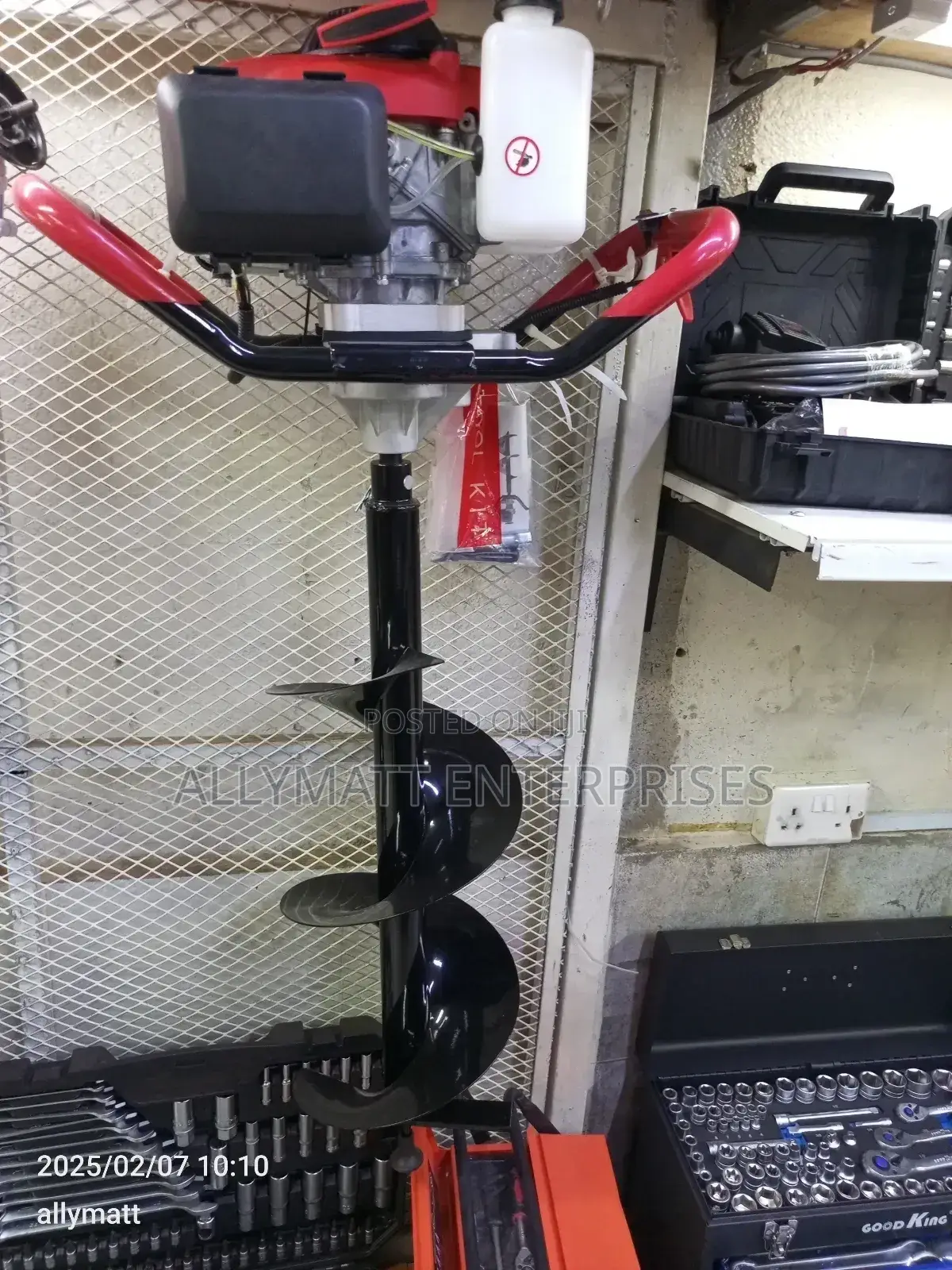 Stroke Earth Auger Digger