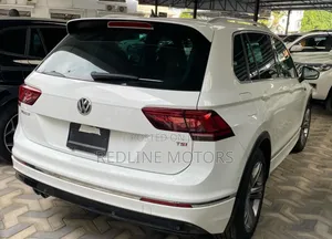 Volkswagen Tiguan 2.0T S FWD 2018 Pearl
