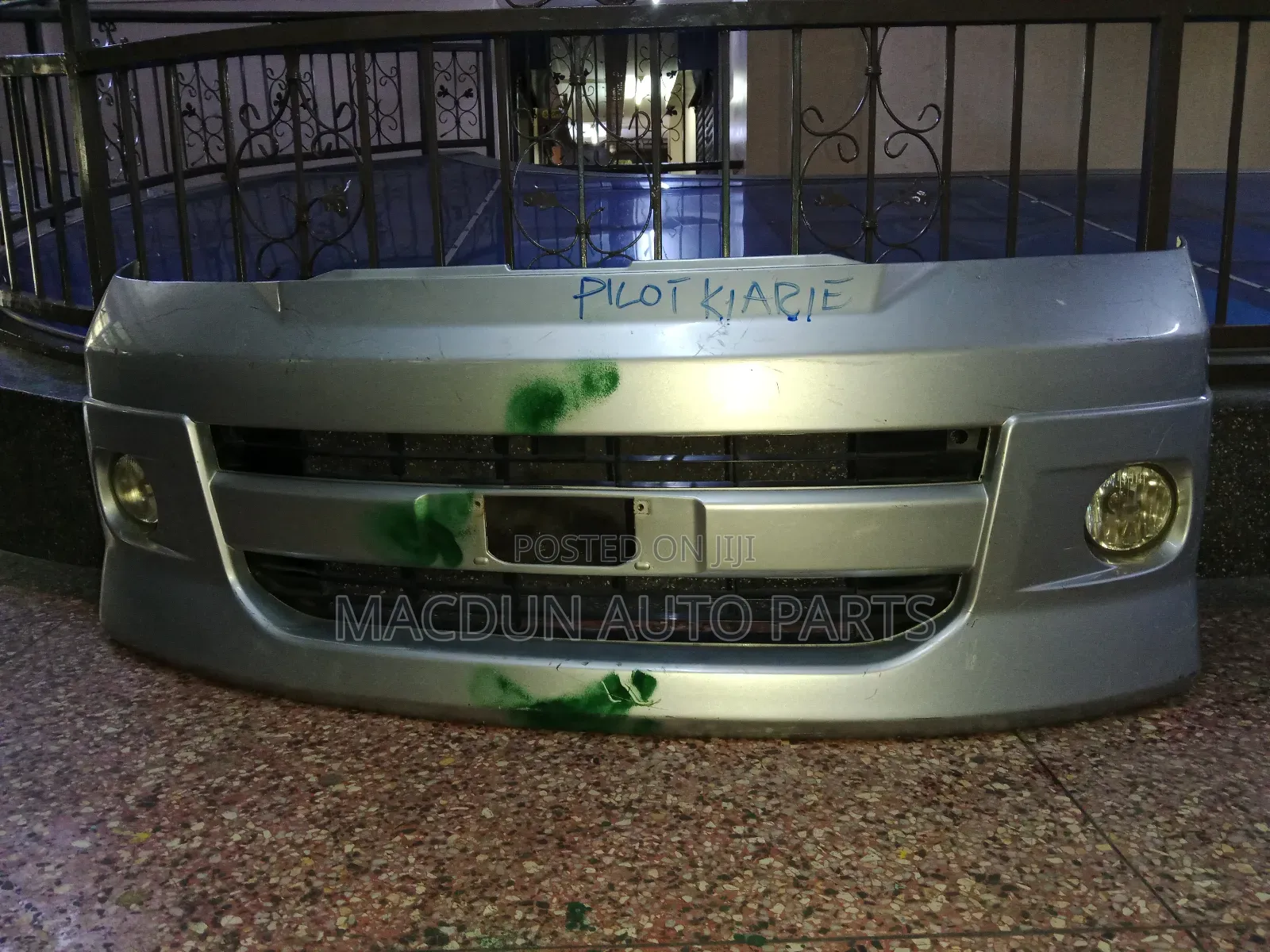 Voxy 2003/2005 Front Bumper