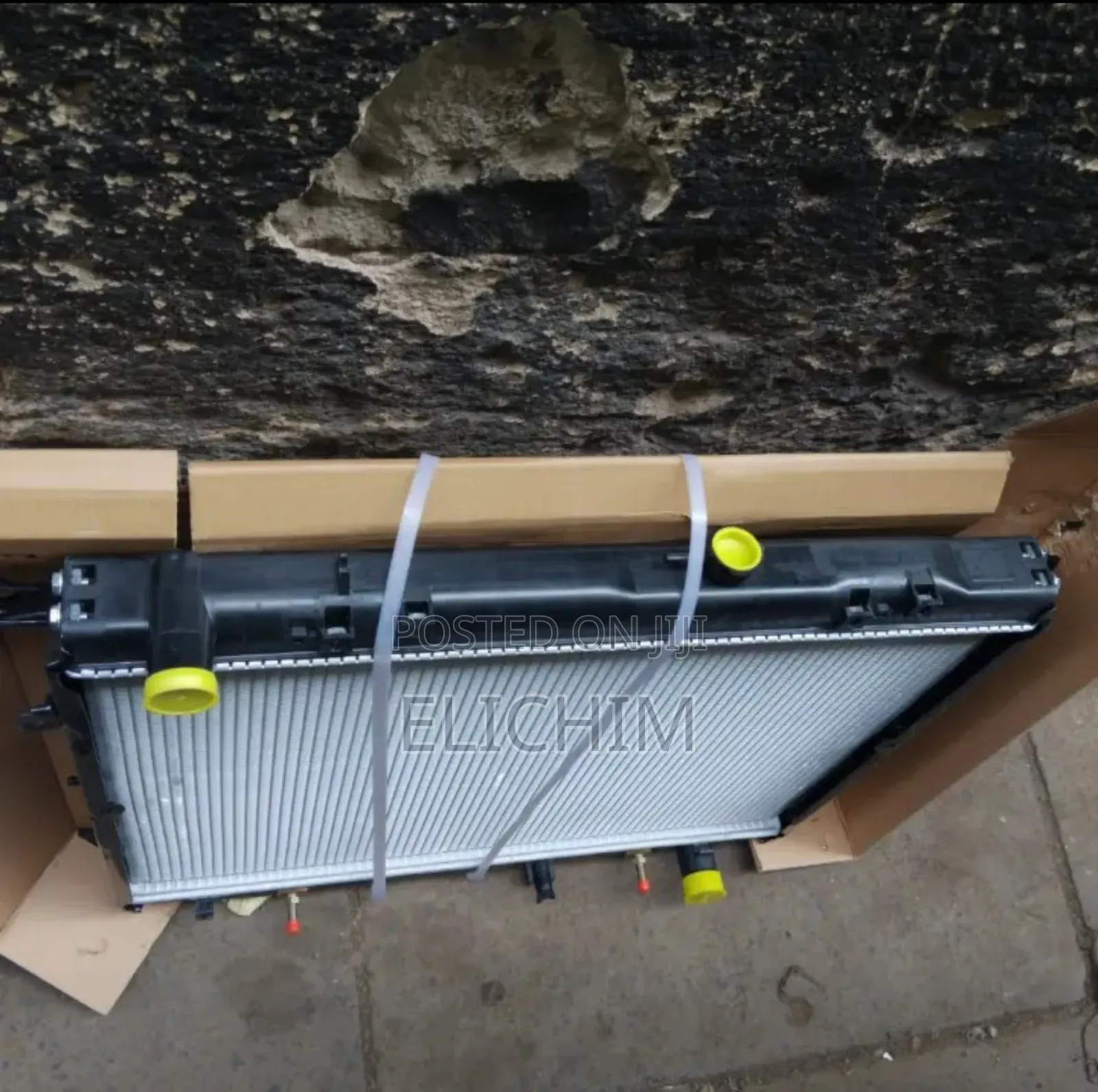 Land Cruiser 100 Series Radiator
