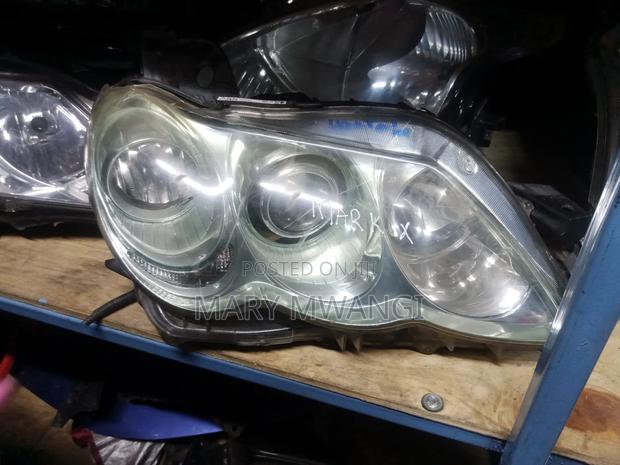 Mark X 2006 Headlights Xenon at 