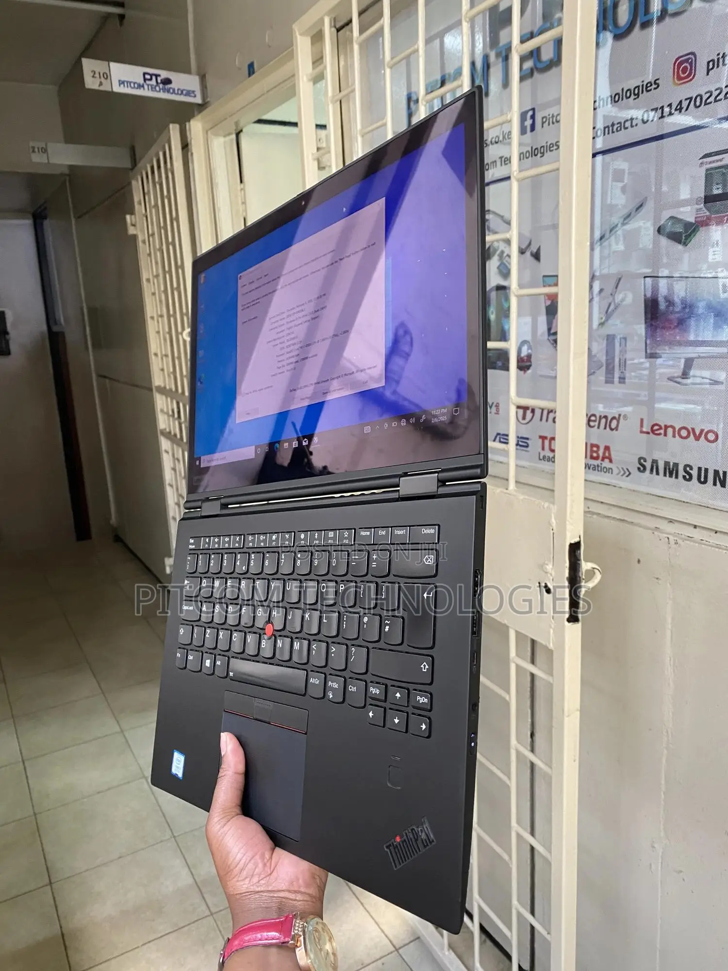 Laptop Lenovo Thinkpad X1 Yoga 16GB Intel Core i7 SSD 512GB