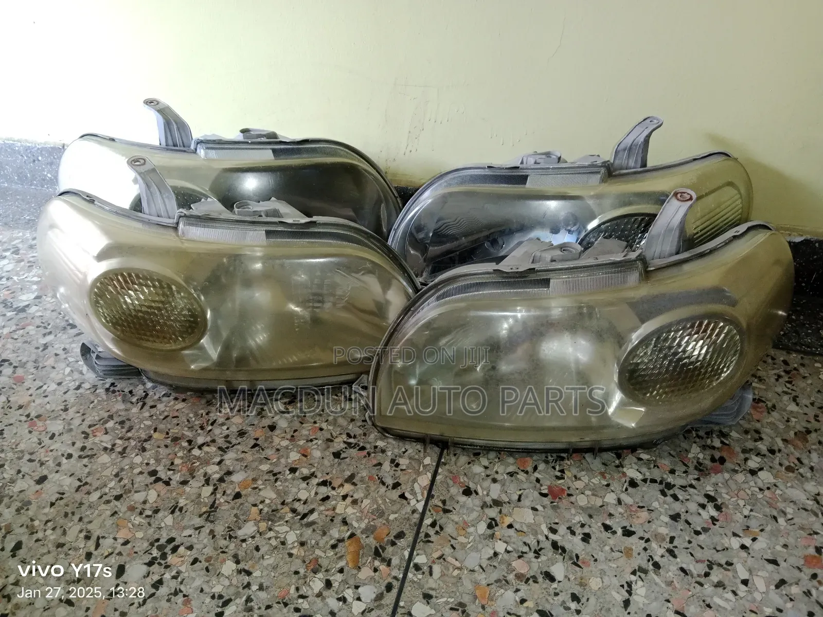 Toyota Porte Non Xenon Headlights