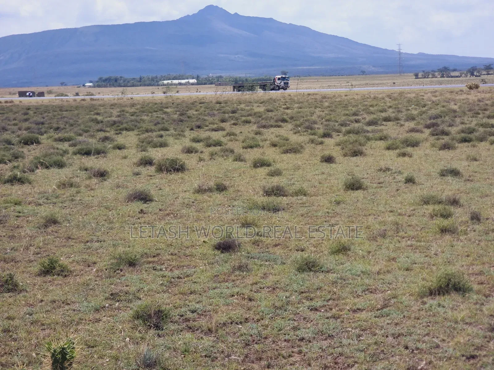 3 Acres in Naivasha ,Touching Tarmac