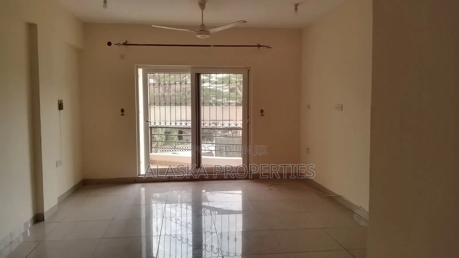 3bdrm Apartment in Nyali Estate for rent