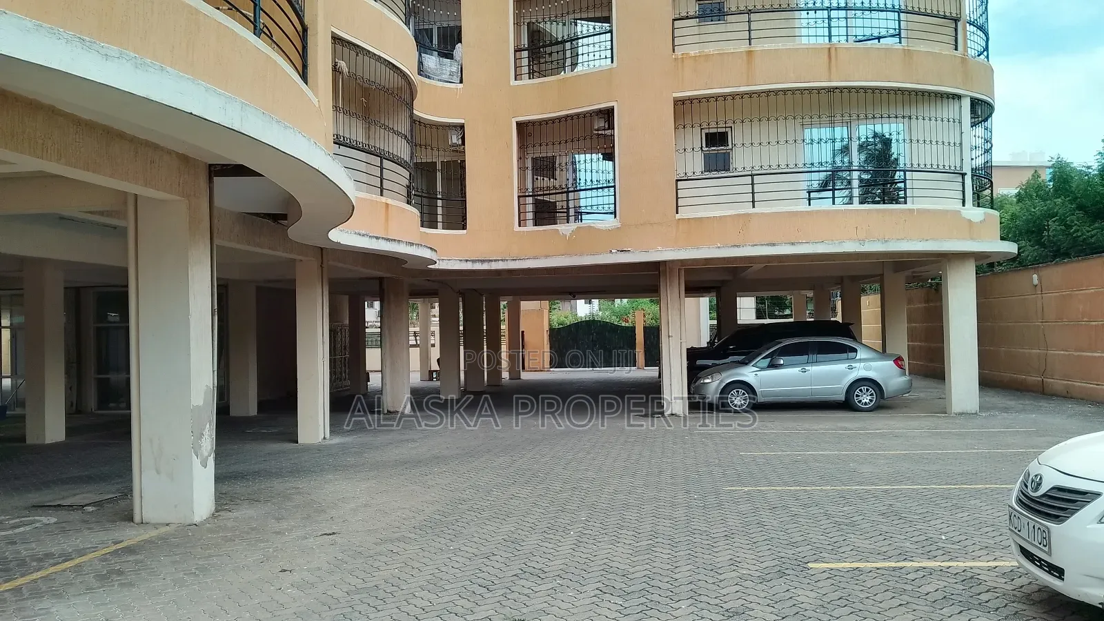 3bdrm Apartment in Nyali Estate for rent