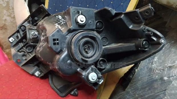 Swift 2017- 2020 Headlight - thumbnail 2