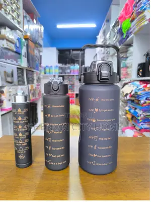 Black 3 Piece Water Bottle Set