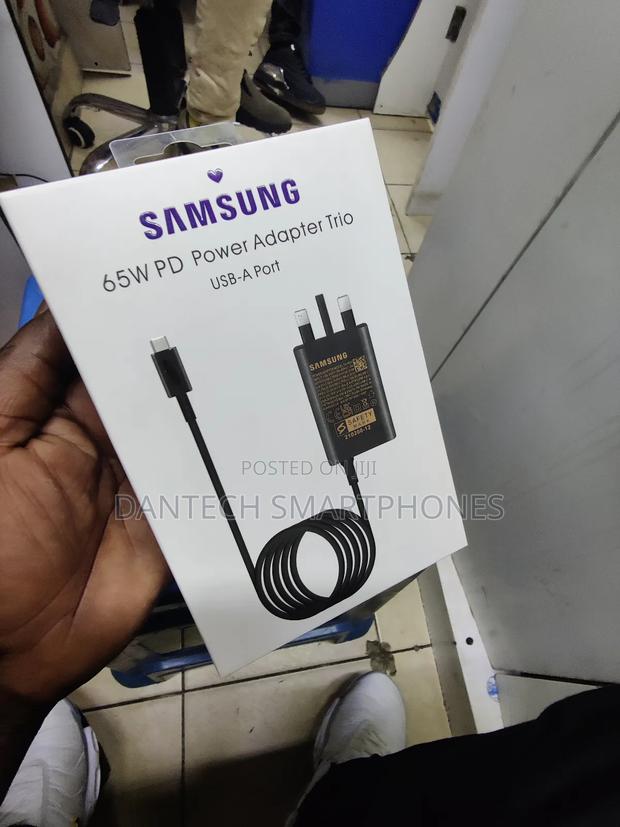 65W PD Samsung Power Adapter Trio.