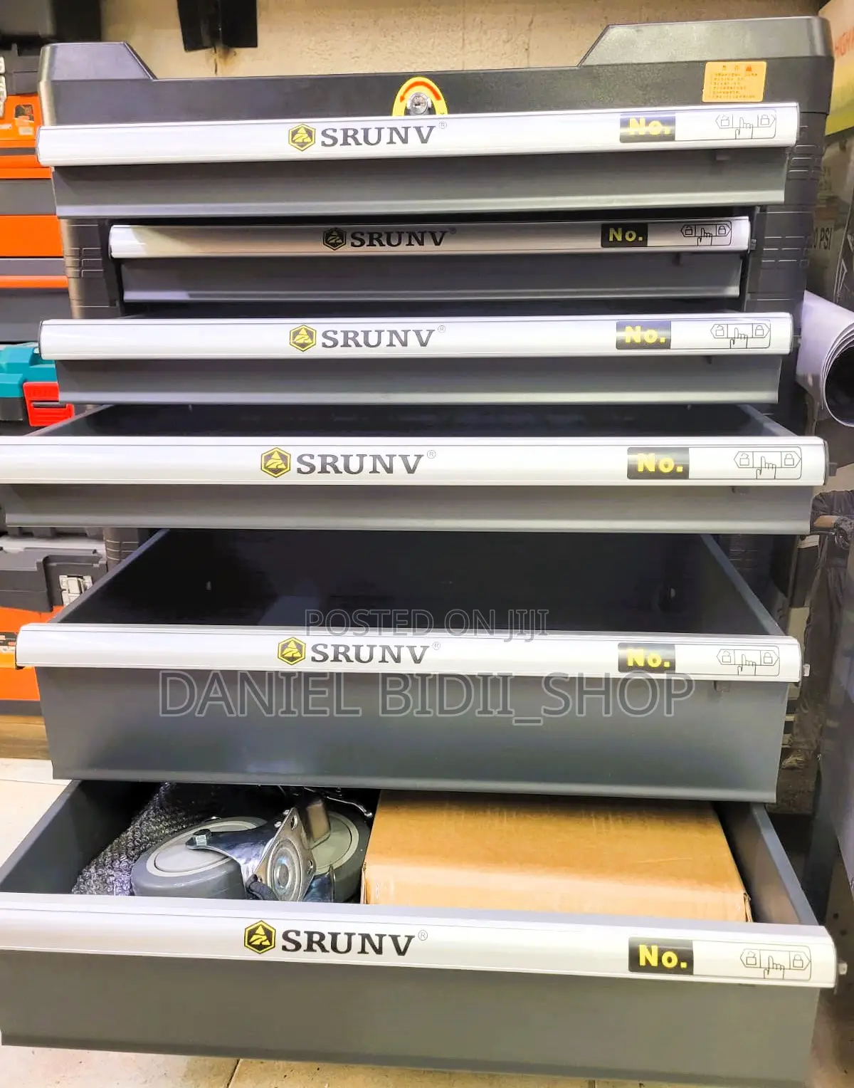 Roller Cabinet 6 Tray With Wheels