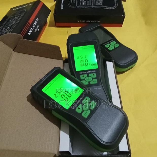 Commercial Wood Moisture Meter - main view