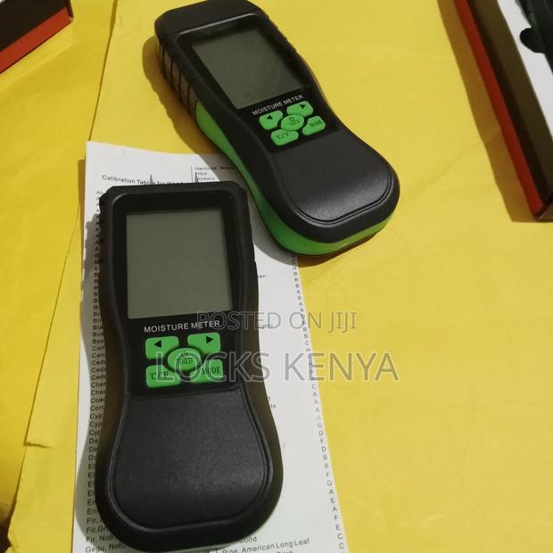 Factory Wood Moisture Meter With Alarms - main view