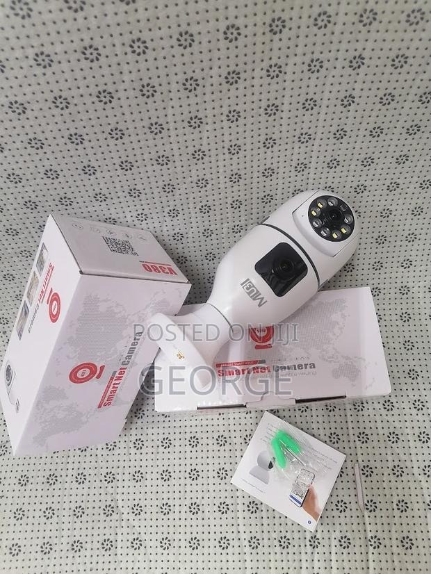 Superb V380 PTZ Bulb Wifi Camera PTZ Nanny Camera Bulb