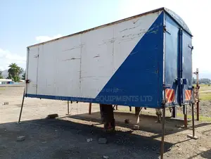 Fuso Closed Body
