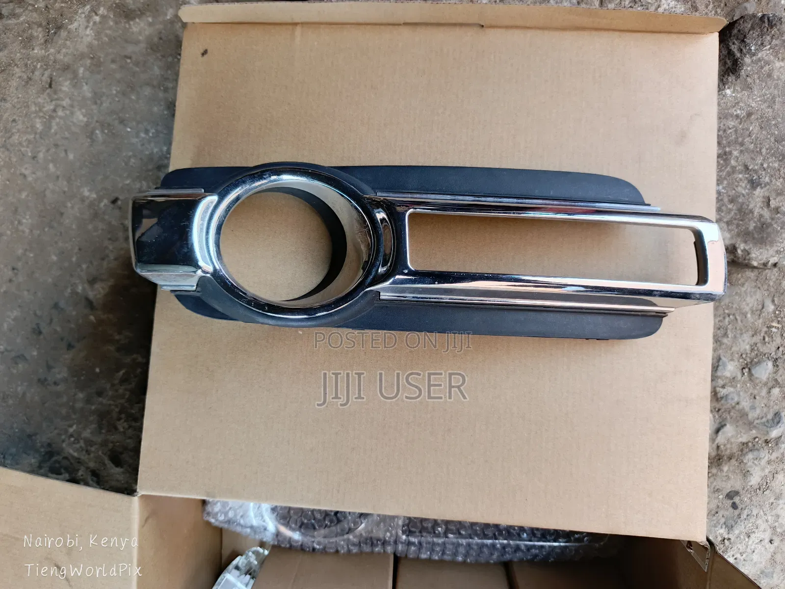 Pajero Grill, Bull Bar and Radio Unit