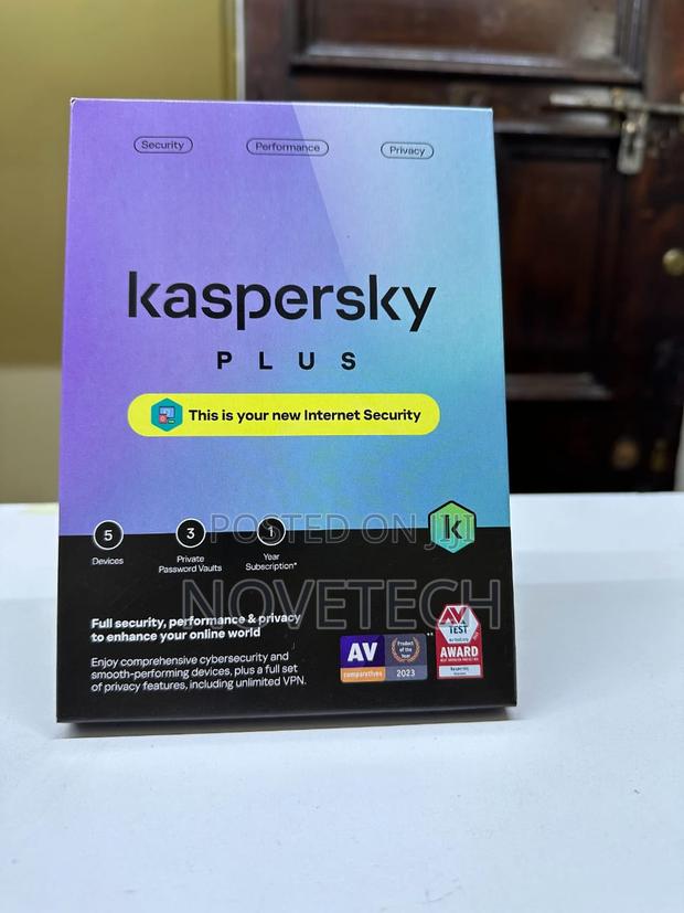Kaspersky Plus Internet Security 2025 | 5 Devices | 1 Year | - main view