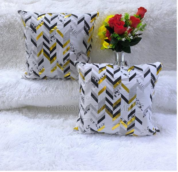 Printed White and Gold Thrwpillow Covers - thumbnail 2