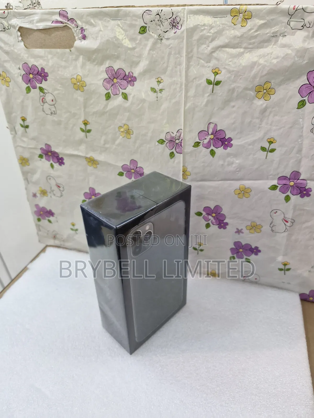 New Apple iPhone 11 Pro Max 256 GB Green