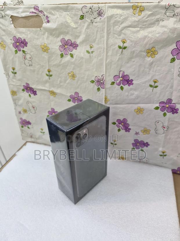 New Apple iPhone 11 Pro Max 256 GB Green - thumbnail 3