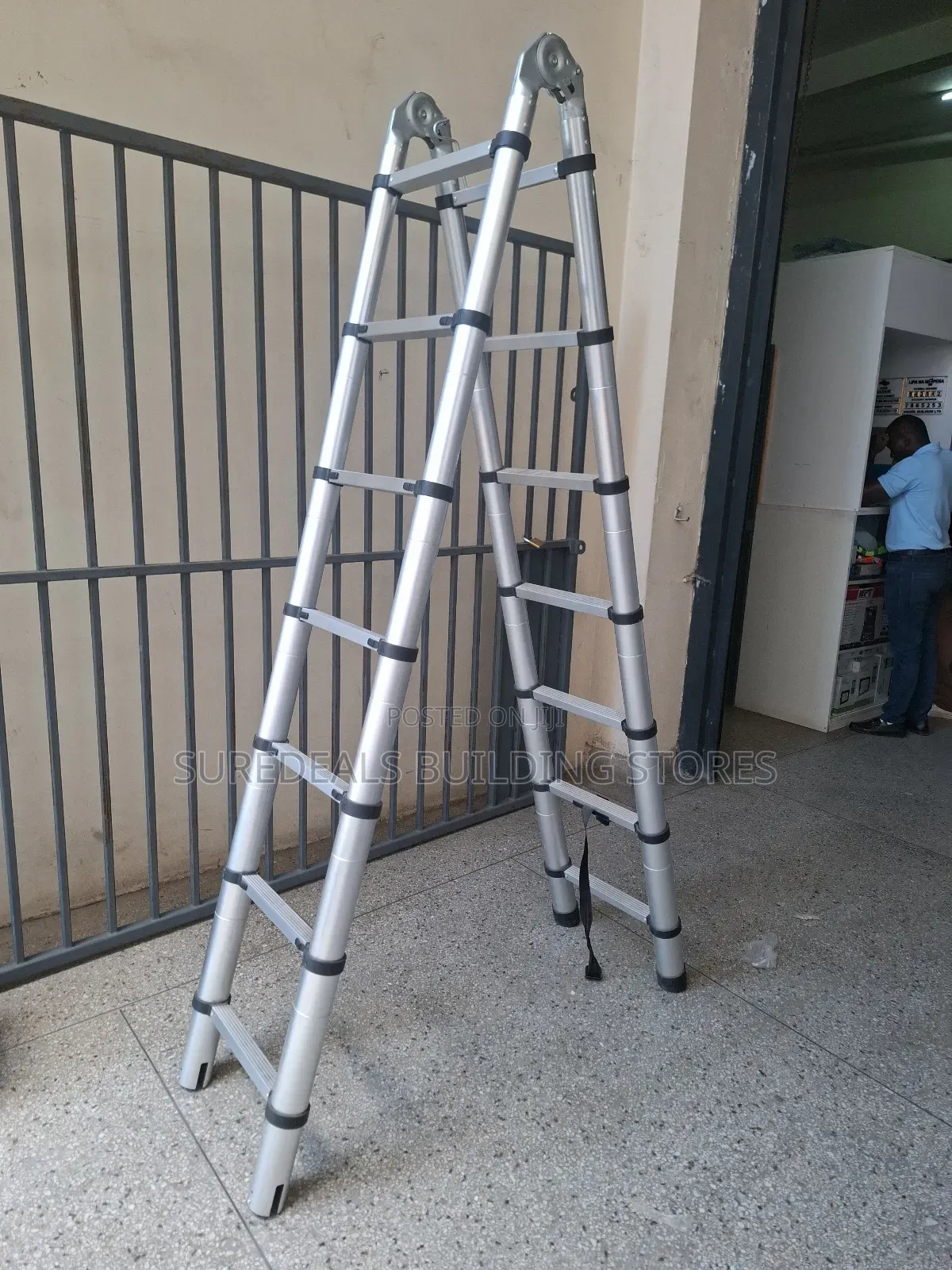 Aluminium Double Telescopic Ladder-(1.9+1.9mtrs)