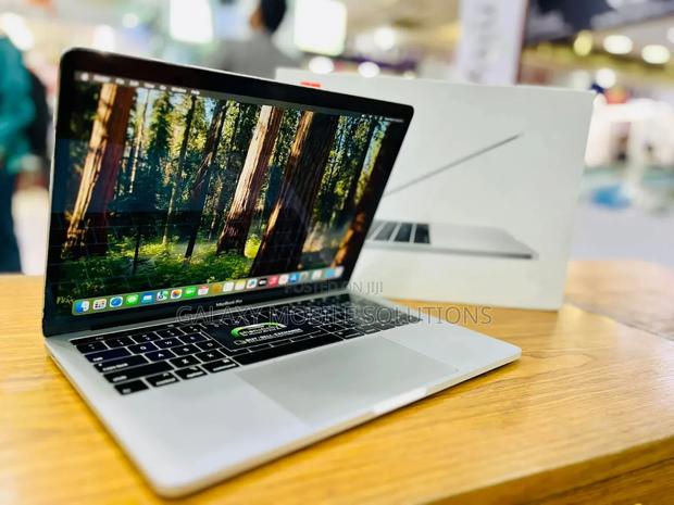 Laptop Apple MacBook Pro 2014 16GB Intel Core I7 SSD 256GB - thumbnail 3