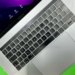 Laptop Apple MacBook Pro 16GB Intel Core I7 SSD 1T