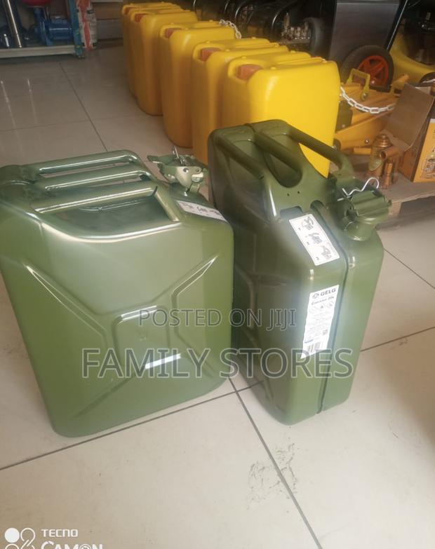 Metallic Fuel Jerrycan