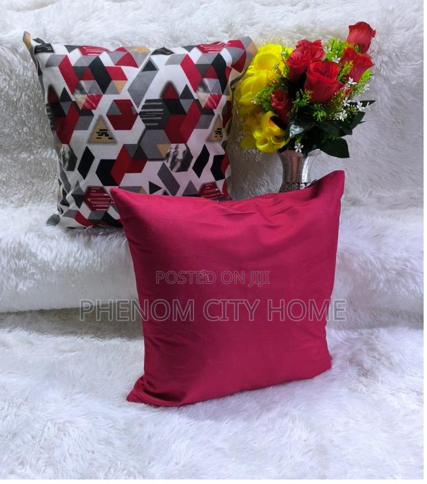 Maroon Themed Throwpillow Covers