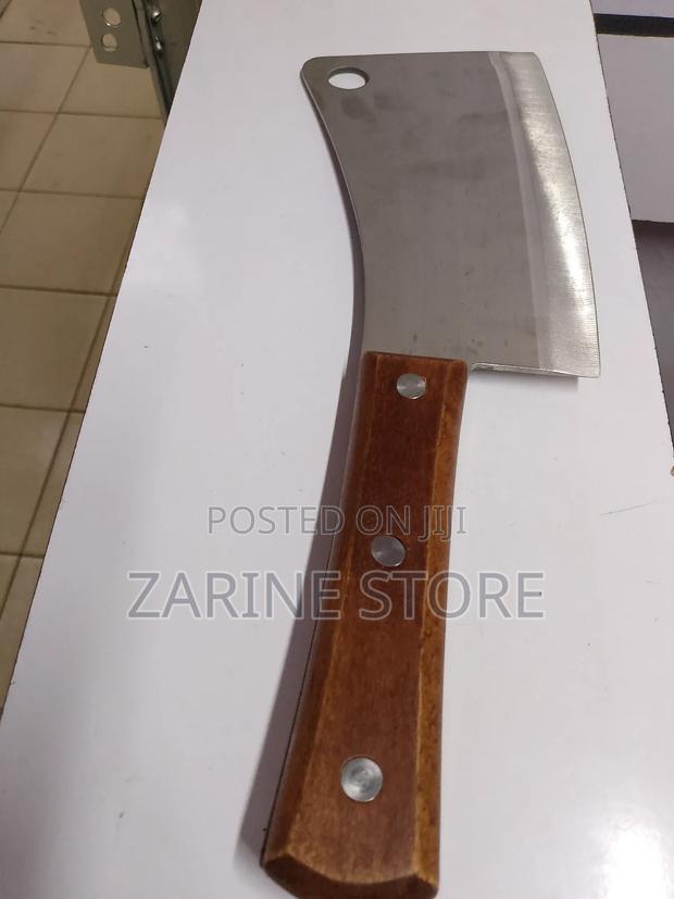 Sharp Butchery Knife With Wooden Handle - main view