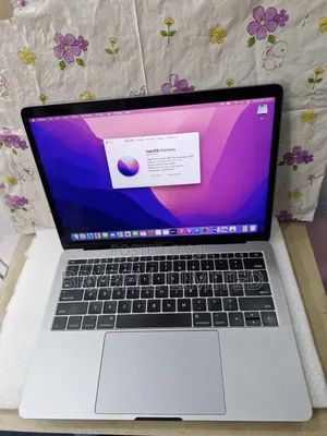 Laptop Apple MacBook Pro 8GB Intel Core I5 SSD 256GB