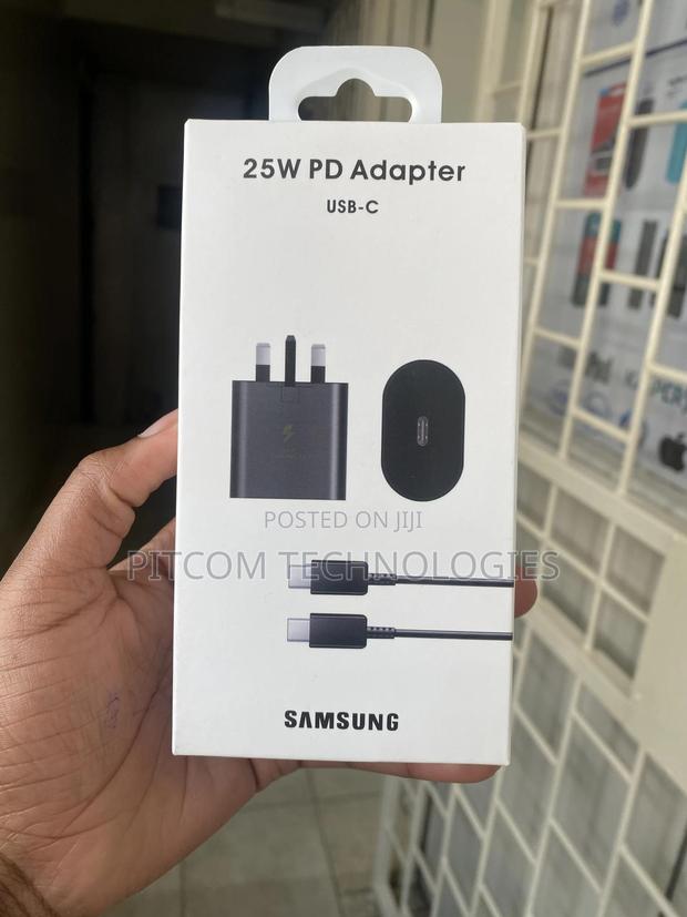 Type -C to C 25 W Adapter With Cable - main view